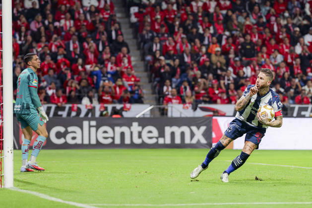 LIGA BBVA MX 2025 LIGA BBVA MX 2025 TOLUCA VS RAYADOS MONTERREY 06122025 TOLUCA, ESTADO DE MEXICO, MEXICO. Action photo of Sergio Ramos (93) of Rayados Monterrey, during semifinal game of the Torneo de Apertura 2025 of the BBVA Liga MX, held at the Estadio Nemesio Diez of Toluca, Estado de Mexico against Diablos Rojos del Toluca. Foto de accion de Sergio Ramos (93) de Rayados Monterrey, durante juego semifinal del Torneo Apertura 2025 de la Liga BBVA MX, celebrado en el estadio Nemesio Diez de Toluca, Estado de Mexico en contra de Diablos Rojos del Toluca. IMAGENSHOP AGENCIA FOTOGRAFICA TOLUCA ESTADO DE MEXICO MEXICO Copyright: xIMAGENSHOPxAGENCIAxFOTOGRAFICAx