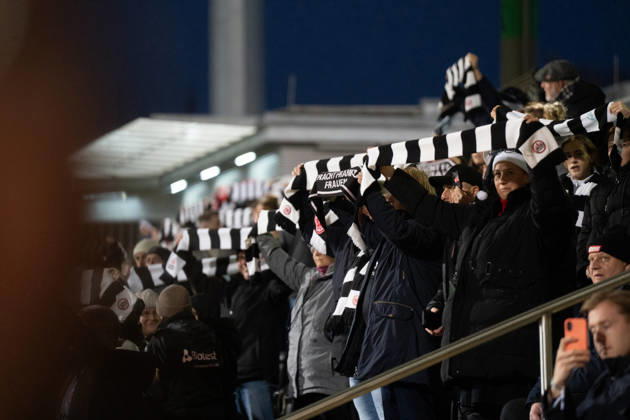 07.12.2025, xhfmx, Fussball Google Pixel Frauen-Bundesliga, Eintracht Frankfurt - FC Bayern Eintracht Fans (DFL DFB REGULATIONS PROHIBIT ANY USE OF PHOTOGRAPHS as IMAGE SEQUENCES and or QUASI-VIDEO) Frankfurt am Main