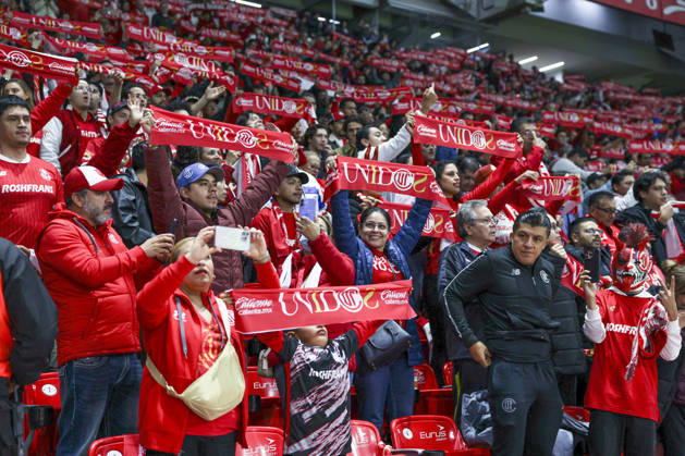 LIGA BBVA MX 2025 LIGA BBVA MX 2025 TOLUCA VS RAYADOS MONTERREY 06122025 TOLUCA, ESTADO DE MEXICO, MEXICO. General view of fans and ambiance, during semifinal game of the Torneo de Apertura 2025 of the BBVA Liga MX, held at the Estadio Nemesio Diez of Toluca, Estado de Mexico between Diablos Rojos del Toluca and Rayados Monterrey. Vista general de aficionados y ambiente, durante juego semifinal del Torneo Apertura 2025 de la Liga BBVA MX, celebrado en el estadio Nemesio Diez de Toluca, Estado de Mexico entre Diablos Rojos del Toluca y Rayados Monterrey. IMAGENSHOP AGENCIA FOTOGRAFICA TOLUCA ESTADO DE MEXICO MEXICO Copyright: xIMAGENSHOPxAGENCIAxFOTOGRAFICAx