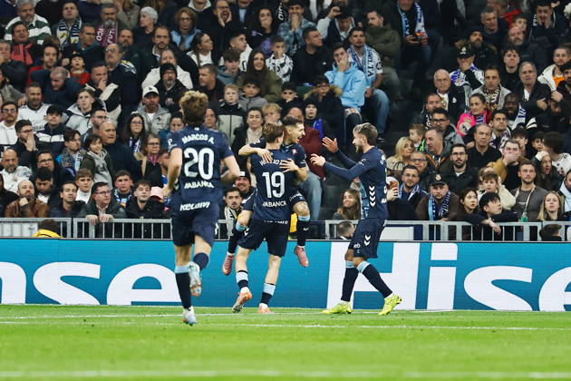 Celta team group, Mannschaftsbild, Totale (Celta), DECEMBER 7, 2025 - Football Soccer : Celta team players celebrate after Williot s goal during Spanish LaLiga EA Sports match between Real Madrid CF - RC Celta de Vigo at the Estadio Santiago Bernabeu in Madrid, Spain. Noxthirdxpartyxsales aflo_312902065