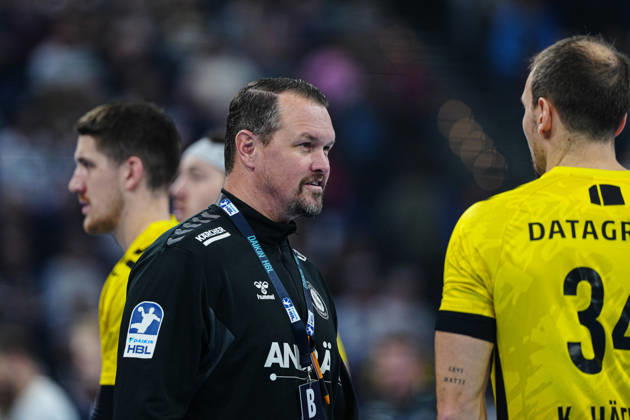 Mischa Kaufmann (TVB Stuttgart, Trainer) GER, THW Kiel vs. TVB Stuttgart, Handball, 1. Bundesliga, Spieltag 16, Saison 2025 2026, 10.12.2025 GER, THW Kiel vs. TVB Stuttgart, Handball, 1. Bundesliga, Spieltag 16, Saison 2025 2026, 10.12.2025 Kiel Copyright: xEibner-Pressefoto MarcelxvonxFehrnx EP_MFN