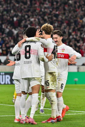 Europa League; VfB Stuttgart - Maccabi Tel Aviv; 11.12.2025 STUTTGART, GERMANY - 11. DECEMBER: Jubel der Schwaben nach dem Treffer zum 2-0 durch Tiago TOMAS (VfB Stuttgart 8) Tor Torschuetze Freude Happy während dem Match zwischen dem VfB Stuttgart und Maccabi Tel Aviv am 6. Spieltag der UEFA Europa League Ligaphase in der MHP Arena Copyright: xBEAUTIFULxSPORTS Goldbergx