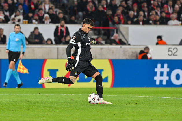 Europa League; VfB Stuttgart - Maccabi Tel Aviv; 11.12.2025 STUTTGART, GERMANY - 11. DECEMBER: am Ball Roi MISHPATI (Maccabi Tel Aviv 90) Einzelfoto Freisteller während dem Match zwischen dem VfB Stuttgart und Maccabi Tel Aviv am 6. Spieltag der UEFA Europa League Ligaphase in der MHP Arena
