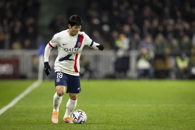 FOOTBALL: Ligue 1 FC Metz vs Paris Saint Germanin (PSG) - 13 12 2025 Stade Saint-Symphorien. Metz - France Kang-in Lee 19 (PSG) Copyright: xelyxandroxcegarrax