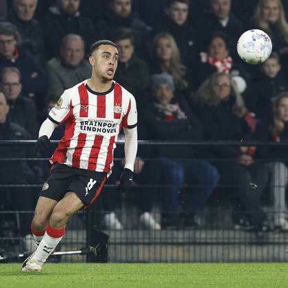 EINDHOVEN , 13-12-2025 , Philips stadium , season 2025 2026 , Dutch Eredivisie football , match between PSV and Heracles Almelo , final score 4-3 , picture shows PSV player Serginio Dest PSV - Heracles x200172083x Copyright: