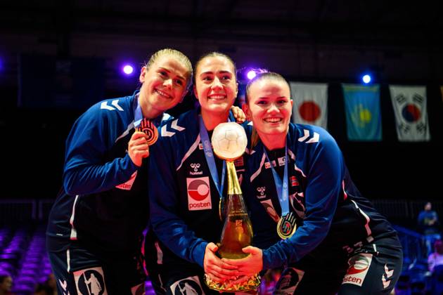 ROTTERDAM, NETHERLANDS - 14 DECEMBER, 2025: - Final match, Women s Handball World Championship, WM, Weltmeisterschaft 2025 Germany - Norway at Ahoy Arena.  Copyright: xVitaliixKliuievx
