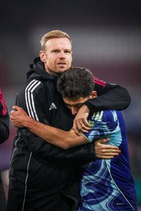 ROTTERDAM , 17-12-2025 , Sparta stadium ˜Het Kasteel™ , season 2025 2026 , Dutch KNVB Beker football , match between Excelsior Maasluis and Ajax , picture shows Ajax player Davy Klaassen and Ajax player Raul Moro Excelsior Maassluis - Ajax (cup)  x200249498x Copyright: