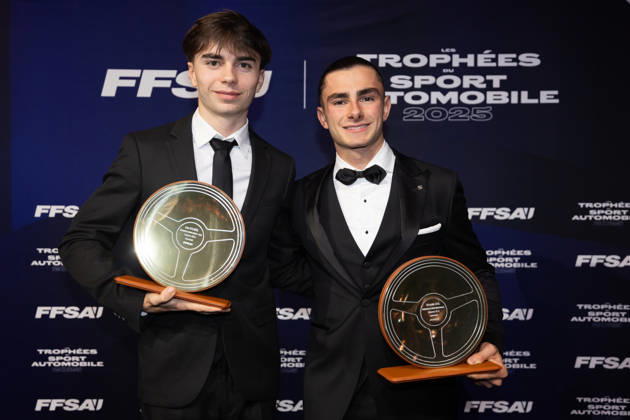 FFSA - LES TROPHEES DU AUTOMOBILE 2025 ROUSSEL Jules, Vainqueur de la Coupe du Monde F4 - Macao, Volant d Or, portrait, NAEL Thà ophile, Vainqueur du Grand Prix de Macao, Volant d Or, portrait during Les Trophà es du Sport Automobile 2025 at Salle Pleyel, on December 18, 2025 in Paris, France - ParisFrance Copyright: xJULIENxDELFOSSEx
