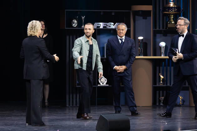 FFSA - LES TROPHEES DU AUTOMOBILE 2025 SQUEEZIE, Prix Special FFSA, GP Explorer, portrait during Les Trophà es du Sport Automobile 2025 at Salle Pleyel, on December 18, 2025 in Paris, France - ParisFrance Copyright: xGREGORYxLENORMANDx