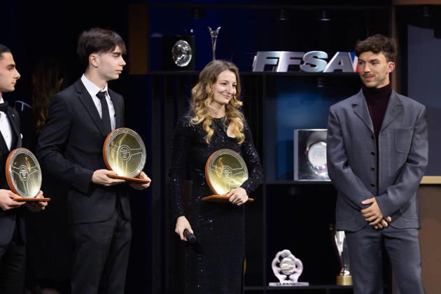 FFSA - LES TROPHEES DU AUTOMOBILE 2025 ROUSSEL Jules, Vainqueur de la Coupe du Monde F4 - Macao, Volant d Or, portrait, PIN Doriane, Championne F1 Academy, Volant d Or, portrait, GASLY Pierre, F1 driver, portrait during Les Trophà es du Sport Automobile 2025 at Salle Pleyel, on December 18, 2025 in Paris, France - ParisFrance Copyright: xGREGORYxLENORMANDx