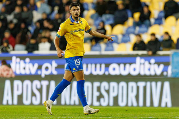 Andre Lacxmicant seen during Liga Portugal game between teams of GD Estoril Praia and SC Braga at Estadio Antonio Coimbra da Mota (Maciej Rogowski Ball Raw Images) Estoril Estadio Antonio Coimbra da Mota Portugal Copyright: xMaciejxRogowskix maciejrogowski_estoril_braga_2526-287