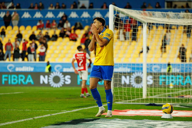 Andre Lacxmicant seen during Liga Portugal game between teams of GD Estoril Praia and SC Braga at Estadio Antonio Coimbra da Mota (Maciej Rogowski Ball Raw Images) Estoril Estadio Antonio Coimbra da Mota Portugal Copyright: xMaciejxRogowskix maciejrogowski_estoril_braga_2526-290