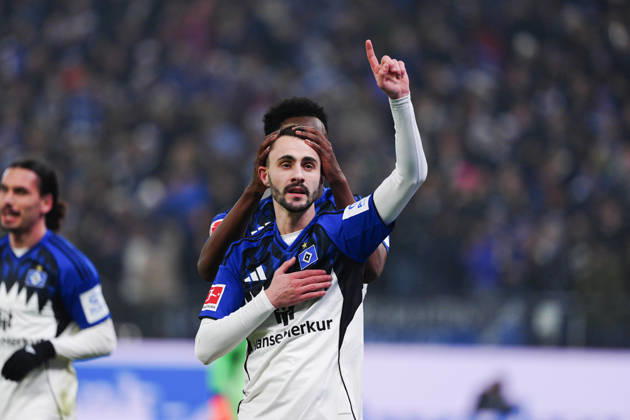 Torjubel Hamburger SV nach Tor zum 2:1 Fabio Vieira (Hamburger SV, 20), wegen ABSEITS aberkannt GER, Hamburger SV vs. Eintracht Frankfurt, Fussball, 1. Bundesliga, Spieltag 15, Saison 2025 2026, 20.12.2025 DFL REGULATIONS PROHIBIT ANY USE OF PHOTOGRAPHS AS IMAGE SEQUENCES AND OR QUASI-VIDEO GER, Hamburger SV vs. Eintracht Frankfurt, Fussball, 1. Bundesliga, Spieltag 15, Saison 2025 2026, 20.12.2025 Hamburg Copyright: xEibner-Pressefoto MarcelxvonxFehrnx EP_MFN