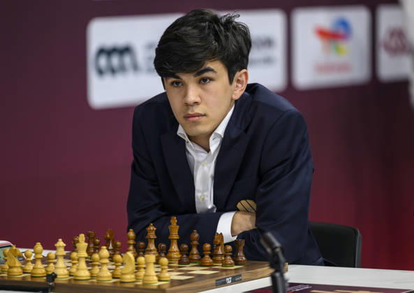 FIDE World Rapid & Blitz Championships 2025 DAY 2 Sindarov Javokhir of Uzbekistancompetes against Matlakov Maxim of Russia during the Rapid Open sixth round of the FIDE World Rapid & Blitz Championship at the Sports and Events Complex, Qatar University, in Doha, Qatar, on December 27, 2025 DOHA Qatar Copyright: xNOUSHADxTHEKKAYILx