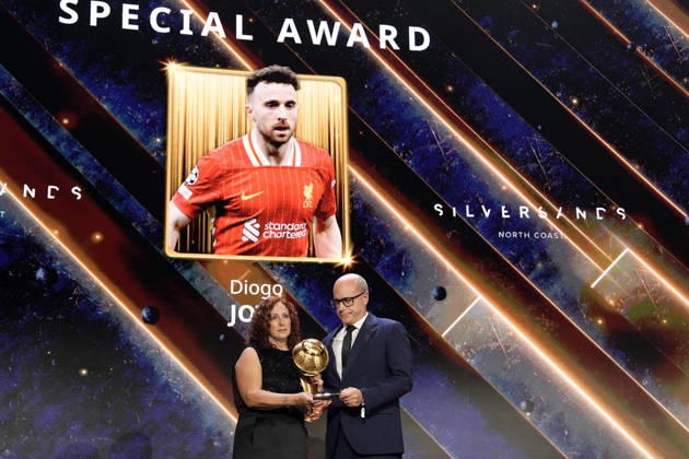 Sport Themen der Woche KW52 Diogo Jota parents receive the special award during the Globe Soccer Awards 2025- 16h edition. in Dubai, UAE - Soccer - December 28, 2025  Copyright: xFabioxFerrari LaPressex