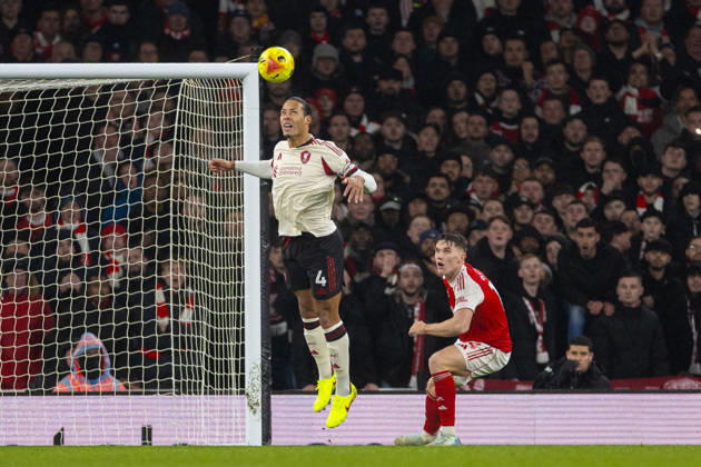 Football - FA Premier League - Arsenal FC v Liverpool FC LONDON, ENGLAND - Thursday, January 8, 2026: Liverpool s captain Virgil van Dijk during the FA Premier League match between Arsenal FC and Liverpool FC at the Emirates Stadium. (Photo by David Rawcliffe Propaganda) LONDON Emirates Stadium GREATER LONDON ENGLAND Copyright: xDavidxRawcliffex P2026-01-08-Arsenal_Liverpool-44