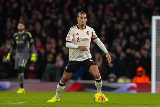 Football - FA Premier League - Arsenal FC v Liverpool FC LONDON, ENGLAND - Thursday, January 8, 2026: Liverpool s captain Virgil van Dijk during the FA Premier League match between Arsenal FC and Liverpool FC at the Emirates Stadium. (Photo by David Rawcliffe Propaganda) LONDON Emirates Stadium GREATER LONDON ENGLAND Copyright: xDavidxRawcliffex P2026-01-08-Arsenal_Liverpool-63
