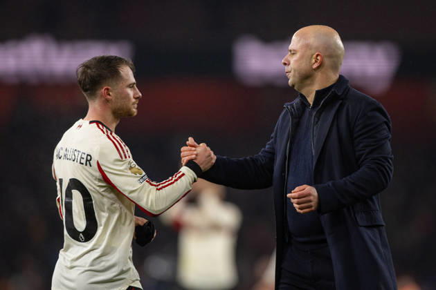 Football - FA Premier League - Arsenal FC v Liverpool FC LONDON, ENGLAND - Thursday, January 8, 2026: Liverpool s head coach Arne Slot (R) and Alexis Mac Allister after the FA Premier League match between Arsenal FC and Liverpool FC at the Emirates Stadium. (Photo by David Rawcliffe Propaganda) LONDON Emirates Stadium GREATER LONDON ENGLAND Copyright: xDavidxRawcliffex P2026-01-08-Arsenal_Liverpool-99