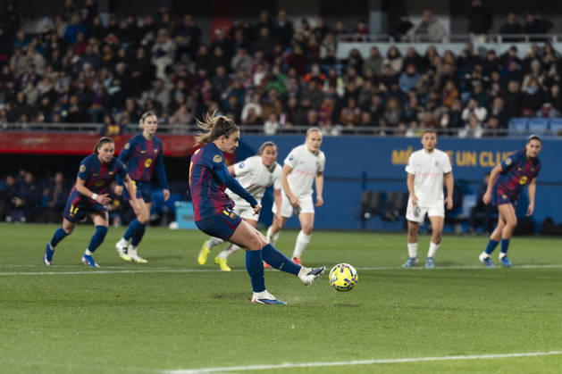 FC Barcelona, Barca Femeni v Madrid CFF - Liga F Moeve Alexia Putellas takes a penalty during the Liga F Moeve match between FC Barcelona and Madrid CFF at Estadi Johan Cruyff in Barcelona, Spain, on January 10, 2026. Barcelona Spain Copyright: xRubenxDexLaxRosax originalFilename:delarosa-fcbarcel260110_np3i2