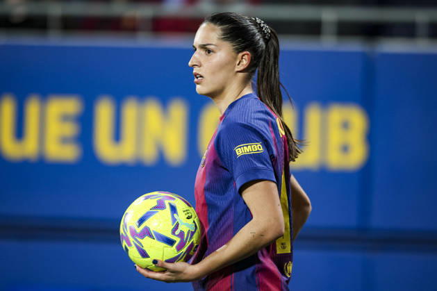FC Barcelona, Barca Femeni V Madrid CFF - Liga F Moeve Kika Nazareth of FC Barcelona controls the ball during the Liga F Moeve match between FC Barcelona Femeni and Madrid CFF at Estadi Johan Cruyff in Barcelona, Spain, on January 10, 2026. Barcelona Spain Copyright: xGongorax originalFilename:bonilla-fcbarcel260110_npqX4