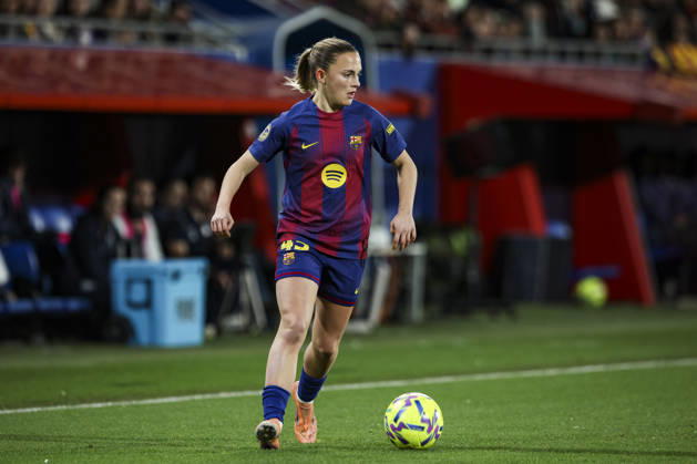 FC Barcelona, Barca Femeni V Madrid CFF - Liga F Moeve Carla Julia of FC Barcelona controls the ball during the Liga F Moeve match between FC Barcelona Femeni and Madrid CFF at Estadi Johan Cruyff in Barcelona, Spain, on January 10, 2026. Barcelona Spain Copyright: xGongorax originalFilename:bonilla-fcbarcel260110_np8aE