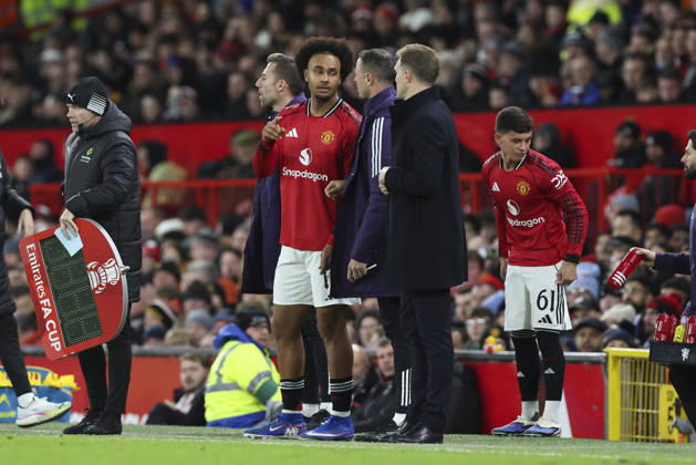Manchester United, ManU v Brighton & Hove Albion, Emirates FA Cup Manchester United forward Joshua Zirkzee (11) comes on as a substitute during the Manchester United v Brighton & Hove Albion Emirates FA Cup Third Round match at Old Trafford, Manchester, England on 11 January 2026 Credit: Phil Duncan Every Second Media Editorial use only. All images are copyright Every Second Media Limited. No images may be reproduced without prior permission. All rights reserved. Premier League and Football League images are subject to licensing agreements with Football DataCo Limited. see https: www.football-dataco.com Copyright: xIMAGO EveryxSecondxMediax ESM-1750-0085 PhilxDuncanx xEveryxSecondxMediax
