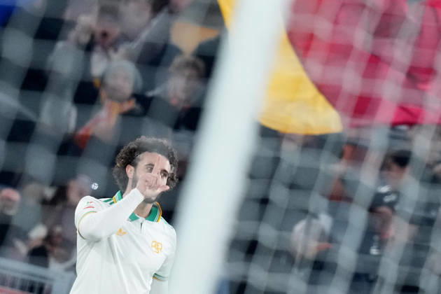 Roma™s Mario Hermoso celebrates after scoring during the Frecciarossa Italian Cup 2025 2026 soccer match between Roma and Torino at the Rome s Olympic stadium, Italy - Tuesday January 13, 2025 - Soccer ( Photo by Alfredo Falcone LaPresse ) Copyright: xAlfredoxFalcone LaPressex