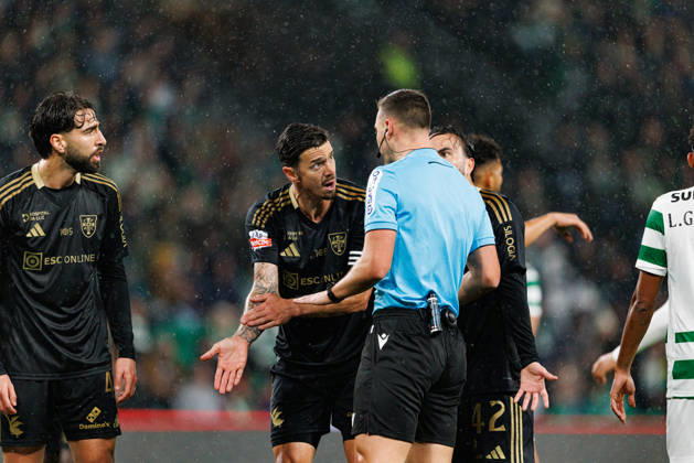 Jose Fonte seen during Liga Portugal game between teams of Sporting CP and Casa Pia AC at Estadio Jose Alvalade (Maciej Rogowski Ball Raw Images) Lisbon Estadio Jose Alvalade Portugal Copyright: xMaciejxRogowskix maciejrogowski_sportingcp_casapiaac_2526-245