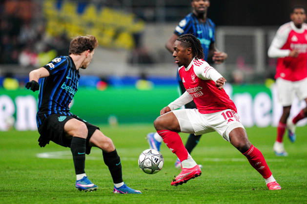 Inter Milan™s Nicolo Barella fights for the ball with Arsenal s Eberechi Eze during the Uefa Champions League soccer match between Inter and Arsenal at the San Siro Stadium in Milan , north Italy - Tuesday , January 20, 2026. - Soccer . Copyright: xMarcoxAlpozzi LaPressex