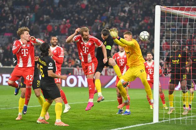 Tor Harry KANE (Bayern Muenchen) nach Tor zum 1-0, Aktion,Kopfball gegen Christian BURGESS (Saint Gilloise) uhd Torwart Kjell SCHERPEN (Saint Gilloise) Strafraumszene. Fussball Champions League,Saison 2025 26, Ligaphase FC Bayern Muenchen - Royale Union Saint-Gilloise am 21.01.2026.