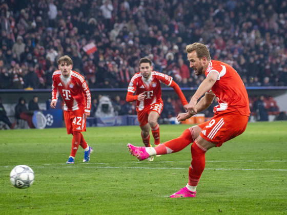 Bayerns 9 Harry KANE trifft per Elfmeter-Strafstoss ins Tor zum 2:0. Fussball: Bayern - Gilloise. Fußball Championsleague, FC Bayern München - Royale Union Saint-Gilloise, Spieltag 7, Saison 2025-2026, am 21.01.2026 in Muenchen, A L L I A N Z A R E N A, Deutschland. Quelle Copyright Credit : Oryk HAIST