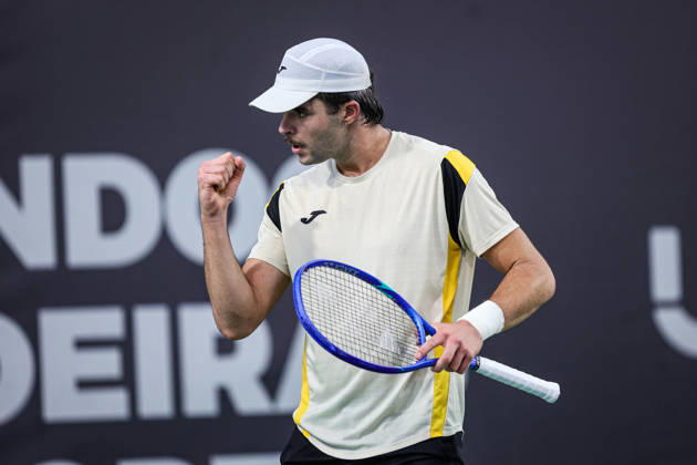 Indoor Oeiras Open 2 - Jaime Faria VS Alexis Galarneau Jaime Faria of Portugal competes against Alexis Galernau of Canada during the second round of the Indoor Oeiras Open 2026 - Challenger Tour Tennis at Clube de Tenis do Jamor in Oeiras, Portugal, on January 30, 2026. Lisbon Lisboa Portugal Copyright: xMiguelxReisx originalFilename:reis-notitle260130_np0QR