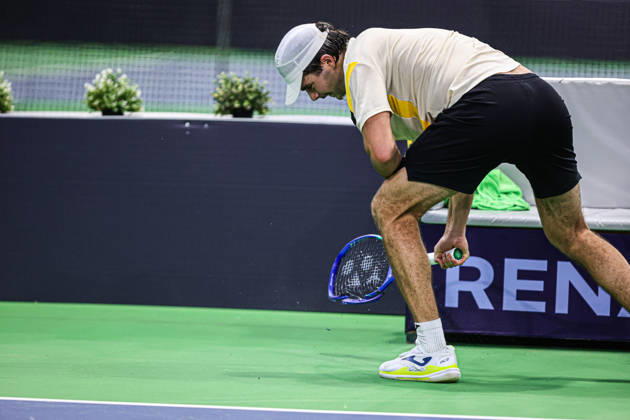 Indoor Oeiras Open 2 - Jaime Faria VS Alexis Galarneau Jaime Faria of Portugal competes against Alexis Galernau of Canada during the second round of the Indoor Oeiras Open 2026 - Challenger Tour Tennis at Clube de Tenis do Jamor in Oeiras, Portugal, on January 30, 2026. Lisbon Lisboa Portugal Copyright: xMiguelxReisx originalFilename:reis-notitle260130_npaAa