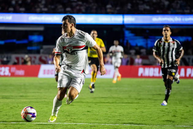São Paulo x Santos SaO PAULO, SP - 31.01.2026: SaO PAULO X SANTOS - Gonzalo Tapia during the match between Sao Paulo and Santos, valid for the 6th round of the Paulistao, held on Saturday night (31) at MorumBIS in Sao Paulo, SP. (Photo: Rodilei Morais Fotoarena) x2877157x RodileixMorais