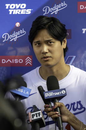 January 31, 2026, Los Angeles, California, USA: Los Angeles Dodger SHOHEI OHTANI speaking to the media at DodgerFest at Dodger Stadium on January 31, 2026. News - January 31, 2026 - ZUMAh234 20260131_zsp_h234_013 Copyright: xMarkxEdwardxHarrisx