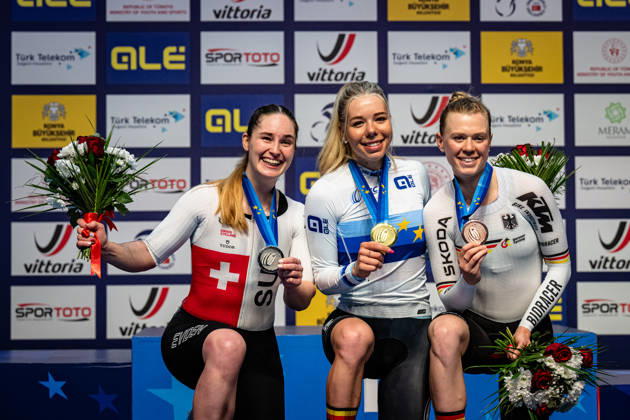 SEITZ Aline, HESTERS Helene, REIßNER Lena Charlotte: UEC Track cycling, Rad, Radsport, Bahnrad, Bahn European Championships Konya 2026 SEITZ Aline ( SUI ) Switzerland Second Place - HESTERS Helene ( BEL ) Belgium Winner - First Place - REIßNER Lena Charlotte ( GER ) - Germany Third Place Award Ceremony - Medal Ceremony - Podium - Querformat - quer - horizontal - Landscape - Event Veranstaltung: UEC Track Cycling European Championships 2026 - Category Kategorie: Cycling - Track Cycling European Championships - Location Ort: Asia - Turkey - Konya - Discipline: Scratch - Category: Elite Women - Distance: 10 km - Date Datum: 01.02.2026 Sunday Day 1 -