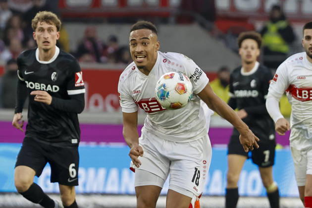 Jamie Leweling (VfB Stuttgart, 18) am Ball , Deutschland, Fussball, 1. Bundesliga, 20.Spieltag, 2025 2026, VfB Stuttgart vs. SC Freiburg, 01.02.2026, Stuttgart MHP Arena Deutschland Copyright: xGrantxHubbsx