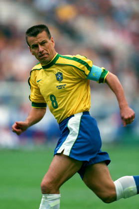 Brazil V Scotland, FIFA World Cup, WM, Weltmeisterschaft, Fussball Finals 1998 Group A Carlos Dunga of Brazil running during the FIFA World Cup Finals 1998 Group A match between Brazil and Scotland at Stade De France on June 10, 1998 in Saint-Denis, France. Saint-Denis Stade De France France France Copyright: xAllstarxPicturexLibraryxLtdx