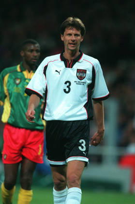 Cameroon V Austria, FIFA World Cup, WM, Weltmeisterschaft, Fussball Finals 1998 Group B Peter Schottel of Austria in action during the FIFA World Cup Finals 1998 Group B match between Cameroon and Austria at Stadium Municipal on June 11, 1998 in Toulouse, France. Toulouse Stadium Municipal France France Copyright: xAllstarxPicturexLibraryxLtdx