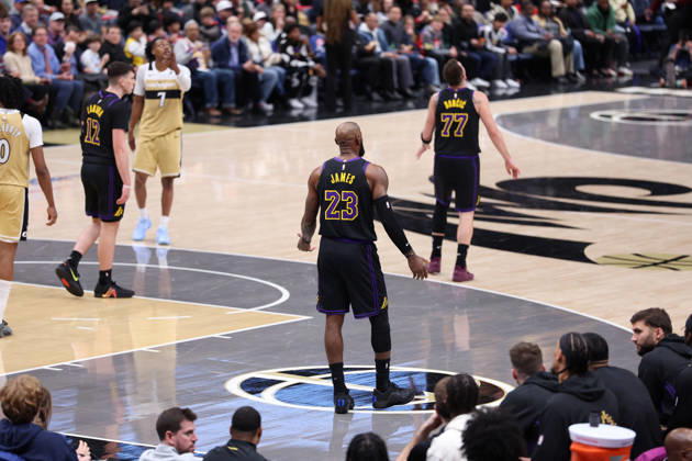January 30, 2026, Washington, District Of Columbia, USA: LEBRON JAMES 23 of the Los Angeles Lakers looks on during the game against the Washington Wizards at Capital One Arena Washington USA - ZUMAs352 20260130_zsp_s352_004 Copyright: xSabinaxShyshx