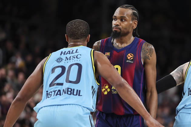 February 3, 2026, Barcelona, Barcelona, Spain: Kevin Punter of FC Barcelona, Barca looks on during the EuroLeague Regular Season Round 26 match played between FC Barcelona and Fenerbahce Beko Istanbul at Palau Blaugrana on February 03, 2026 in Barcelona, Spain. Barcelona Spain - ZUMAa181 20260203_zaa_a181_215 Copyright: xJavierxBorregox