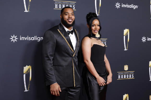 RECORD DATE NOT STATED Jeffery Simmons, left, arrives on the red carpet at the 2026 NFL, American Football Herren, USA Honors presented by Invisalign in the days leading up to Super Bowl LX in San Francisco on Thursday, February 5, 2026. The New England Patriots will play the Seattle Seahawks in Super Bowl LX at Levi s Stadium in Santa Clara on Sunday, February 8, 2026.  SBP20260205342 JOHNxANGELILLO