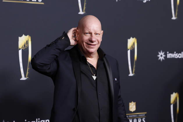 RECORD DATE NOT STATED Jeff Ross arrives on the red carpet at the 2026 NFL, American Football Herren, USA Honors presented by Invisalign in the days leading up to Super Bowl LX in San Francisco on Thursday, February 5, 2026. The New England Patriots will play the Seattle Seahawks in Super Bowl LX at Levi s Stadium in Santa Clara on Sunday, February 8, 2026.  SBP20260205366 JOHNxANGELILLO