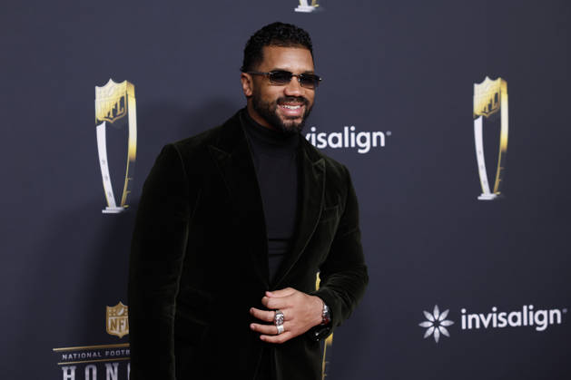 RECORD DATE NOT STATED Russell Wilson arrives on the red carpet at the 2026 NFL, American Football Herren, USA Honors presented by Invisalign in the days leading up to Super Bowl LX in San Francisco on Thursday, February 5, 2026. The New England Patriots will play the Seattle Seahawks in Super Bowl LX at Levi s Stadium in Santa Clara on Sunday, February 8, 2026.  SBP20260205400 JOHNxANGELILLO