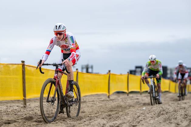Belgian Michael Vanthourenhout pictured in action during the men elite race of the Noordzeecross cyclocross cycling event in Middelkerke, the last race of the Superprestige competition on Saturday 07 February 2026. DAVIDxPINTENS x161779834x