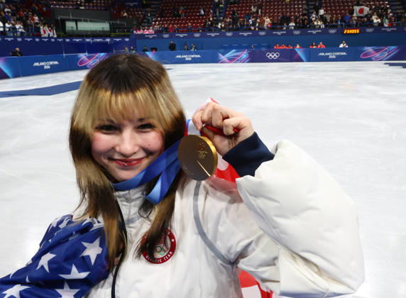 February 8, 2026, Milan, Lombardy, Italy: celebrate with the gold medal during the Victory Ceremony of the Figure skating, Eiskunstlauf Team Event at the Milano Cortina 2026 Winter Olympic Games, Olympische Spiele, Olympia, OS Milan Italy - ZUMAc179 20260208_oly_c179_088 Copyright: xMickaelxChavetx