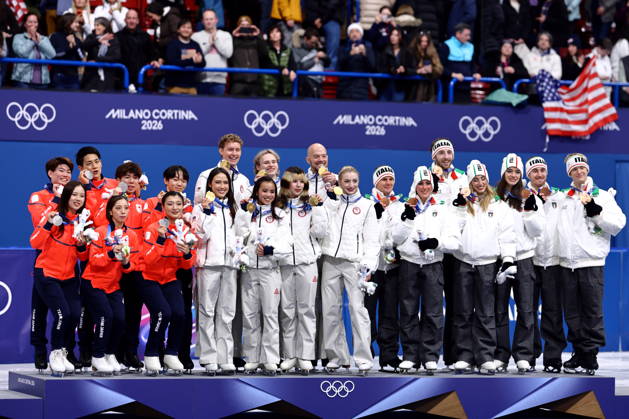 (L-R) Japan team group, Mannschaftsbild, Totale (JPN), United States of America team group (USA), Italy team group (ITA), FEBRUARY 8, 2026 - Figure skating, Eiskunstlauf : Team Medal Ceremony during the Milano Cortina 2026 Olympic Winter games, Winterspiele,Spiele, Summer games at Milano Ice Skating Arena in Milan, Italy. Noxthirdxpartyxsales  aflo_319044216