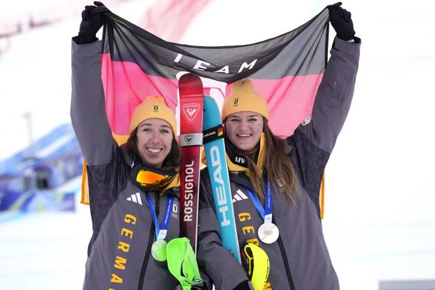 Olympics Winter games, Winterspiele,Spiele, Summer games Milano Cortina 2026. Cortina D Ampezzo 10 02 2026 Women s Team Combined Kira Weidle-Winkelmann (GER) Emma Aicher (GER) foto IPP Gio Auletta Pentaphoto italy ITALY  Copyright: xR4924_italyphotopressx