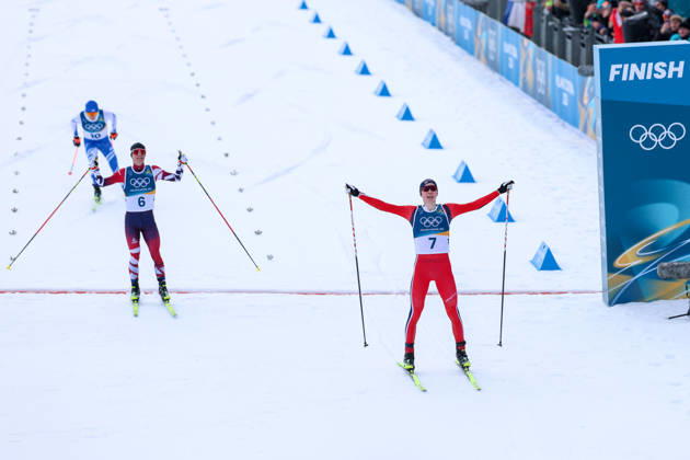 Olympische Winterspiele Milano Cortina 2026 Nordische Kombination Einzel Gundersen Normalschanze 10km am 11.02.2026 im Tesero Cross-Country Skiing Stadium in Cortina d™Ampezzo Jens Luraas Oftebro ( Norwegen ) gewinnt die Gold Medaille