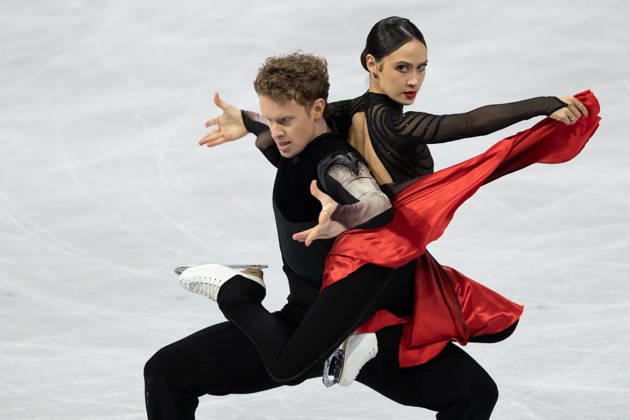 February 11, 2026, Milano, Lombardy, Italy: Madison Chock and Evan Bates of the United States perform in Figure skating, Eiskunstlauf Ice dancing, Eistanzen Free program and win the silver medal during the 2026 Winter Olympics at the Milano Ice Skating Arena on Wednesday in Milano. Milano Italy - ZUMAj89_ 20260211_oly_j89_024 Copyright: xPaulxKitagakixJr.x